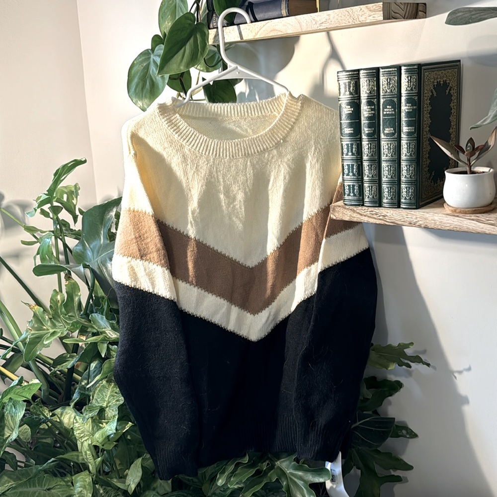 Soft and warm medium knit V cozy sweater!